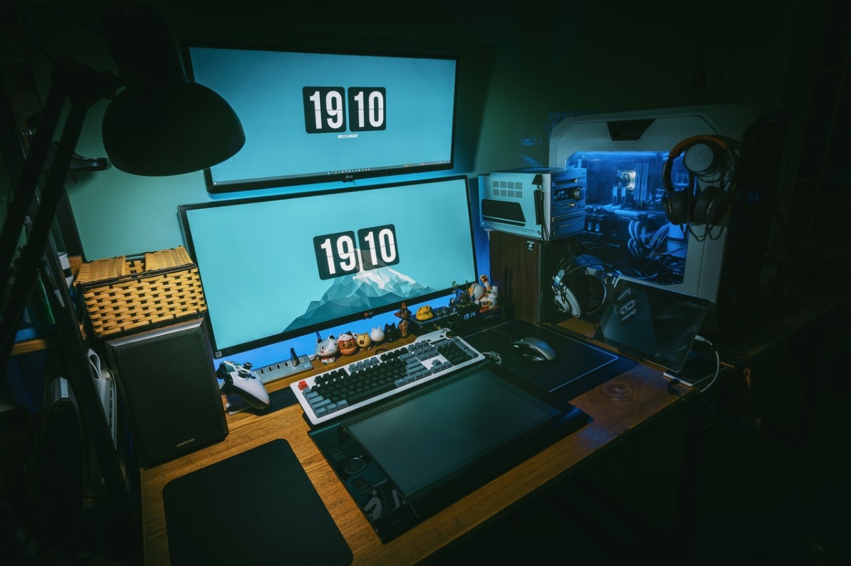 computer desk