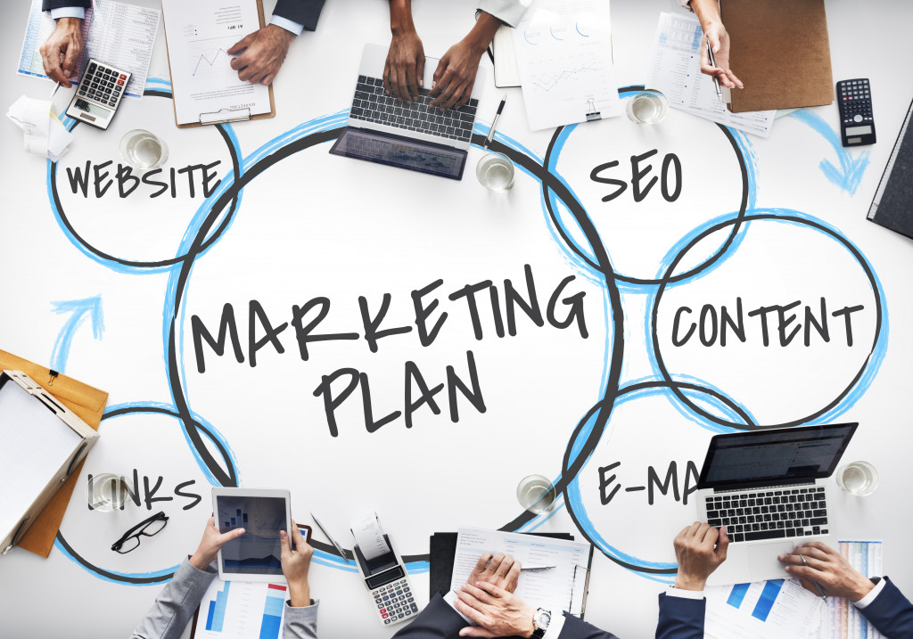 Marketing plan concept chart that includes e-mails, content, SEO, website, and links
